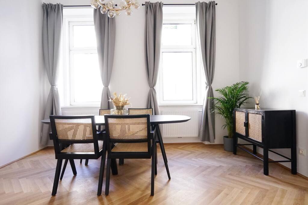 Boutique Suite Near Museum District Vienna Exterior photo